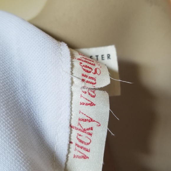 Vintage  Vicky Vaughn polyester  knitt white green red short 60s mini  dress - Picture 13 of 16